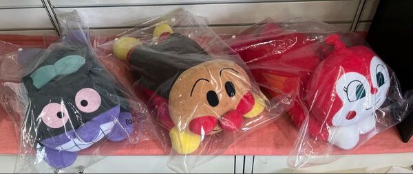 それゆけ!アンパンマン ばいきんまん ドキンちゃん だきまくら ぬいぐるみ3体セット 【新品】