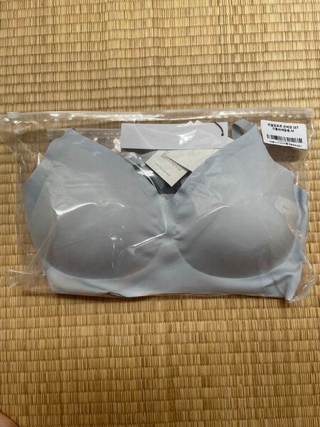 韓国通販 ブラトップ ショーツセット 水色 M 未使用 クラシアン Tシャツブラ ブラジャー ノンワイヤー シームレス