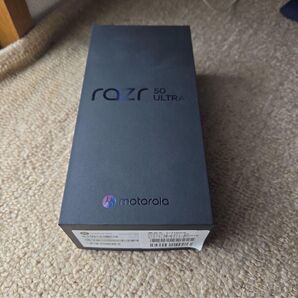 motorola razr 50 ULTRA 本体