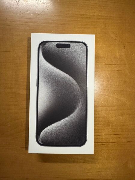 iPhone15Pro 256GB ホワイト 容量92%