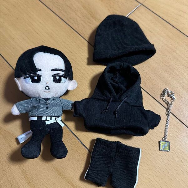 Snow Man 目黒蓮 すのチル ぬいver&お洋服