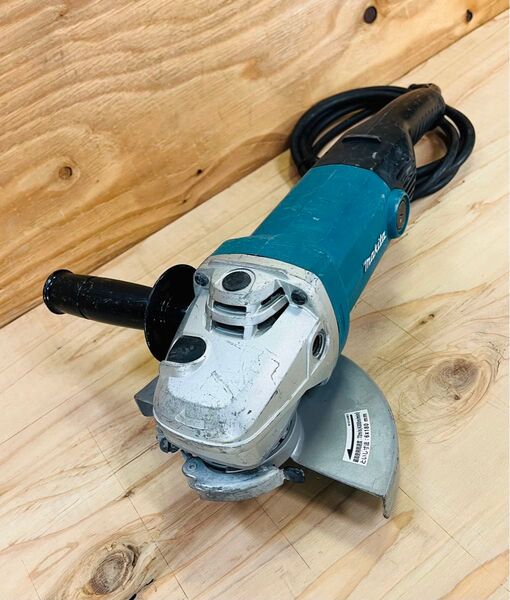 makita マキタ 180mm 電子ディスクグラインダ GA7011C