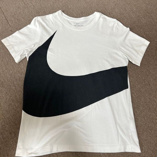 NIKE ビッグスウォッシュ Tシャツ ホワイト Mサイズ