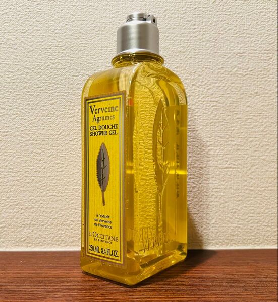ロクシタン LOCCITANE シトラスヴァーベナシャワージェル 250ml