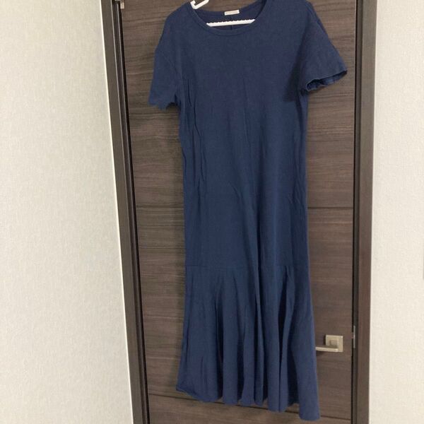GU ネイビー ワンピース 半袖 フリル フレアヘムワンピース Lサイズ