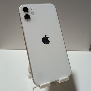 【極美品 】iPhone 11 64GB ホワイト SIMフリー 後期型番 送料込み