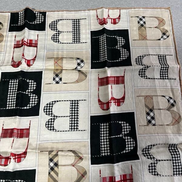 ★お値下げ★Burberry バーバリー 柔らかなスカーフ ロゴ模様 シルク