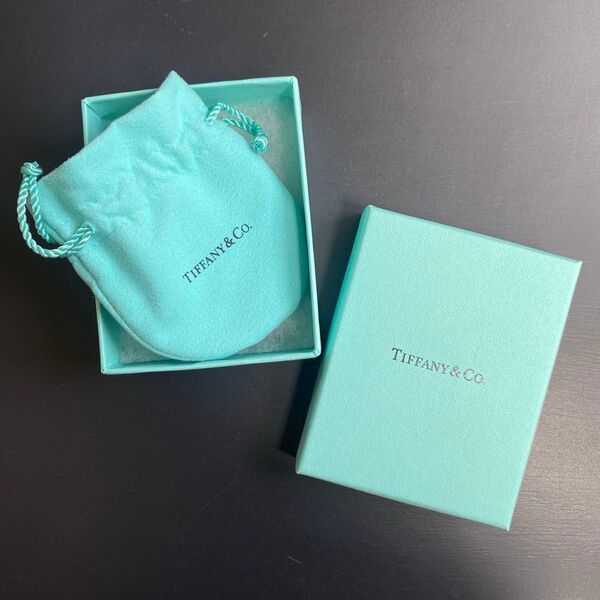 ティファニー ポーチと空箱 Tiffany & Co. 巾着 ティファニーブルーボックス アクセサリー箱 保存ポーチ