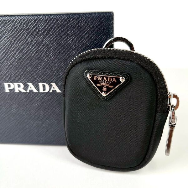 未使用に近い PRADA プラダ Re-Nylon トライアングルロゴ ミニポーチ イヤフォンケース バッグ ナイロン ブラック