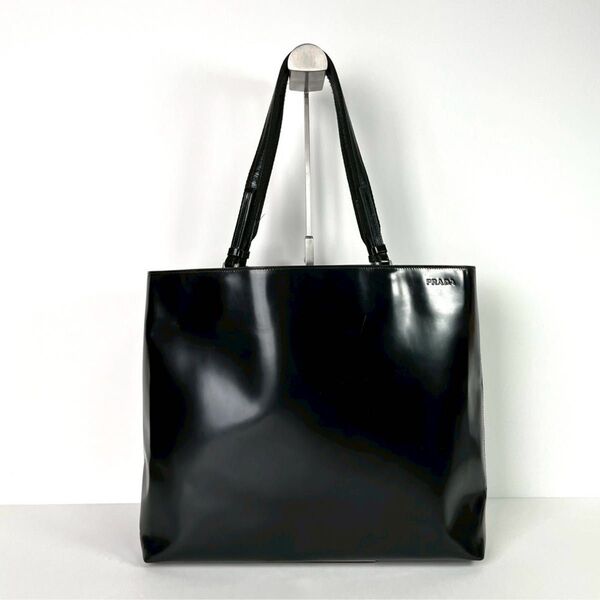 美品 PRADA プラダ パテントレザー トートバッグ ハンドバッグ エナメル ロゴ刻印 ブラック 黒 肩掛け ヴィンテージ