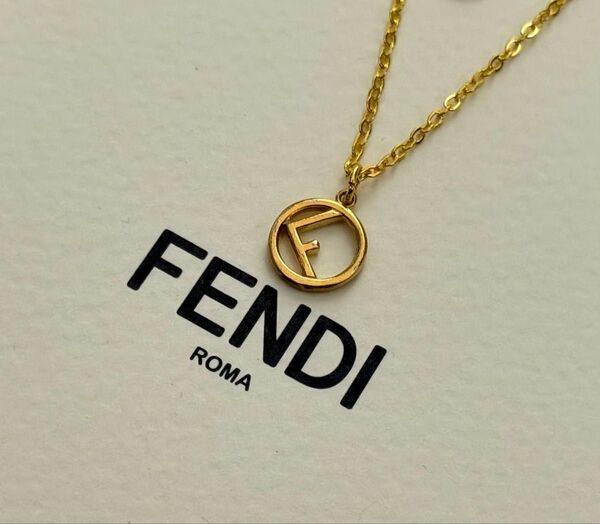 ★極美品 Fendi エフ イズ フェンディ ネックレス 【正規品】