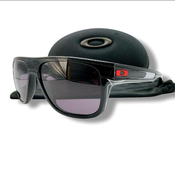極美品 OAKLEY オークリー サングラス ブラック レッド 専用ケース 収納袋付き TryLeeDesign BREADBOX