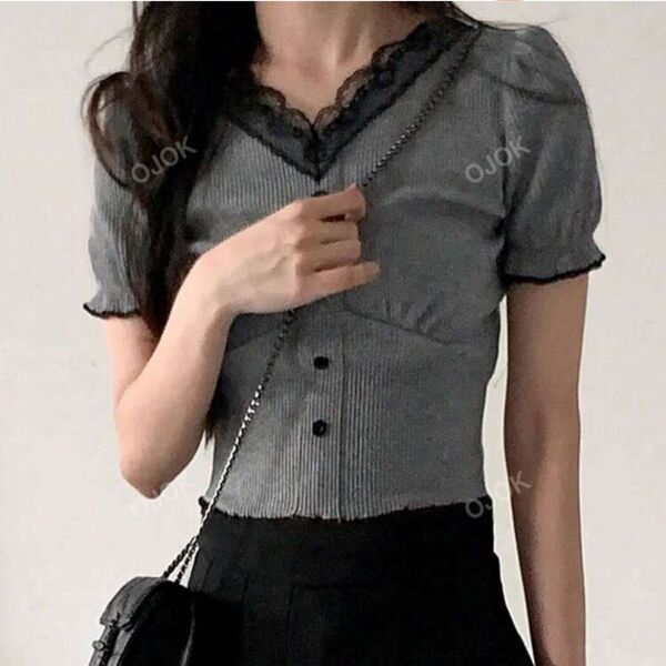 SHEIN レース付トップス