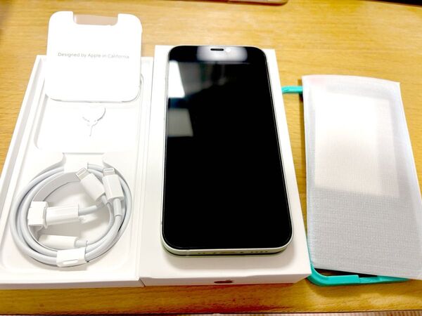 iPhone 12mini 128GB 海外版 SIMフリー 超美品 グリーン 箱付き 付属品付き
