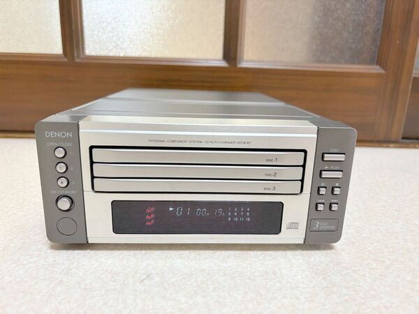 DENON UDCM-M7 CD プレーヤー。