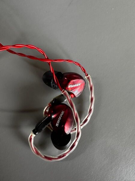 SHURE イヤホンSpecial Edition レッド SE535LTD