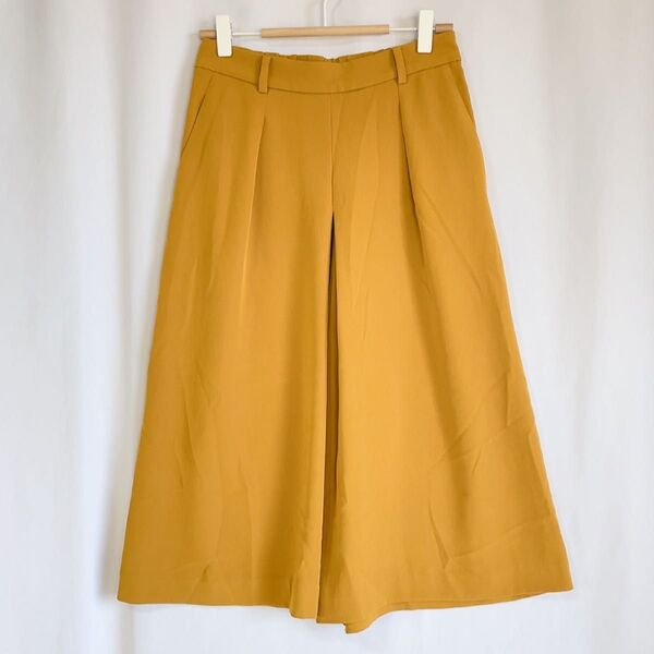 UNIQLO ドレープガウチョパンツ ウエストゴム タック M 黄土色.2525