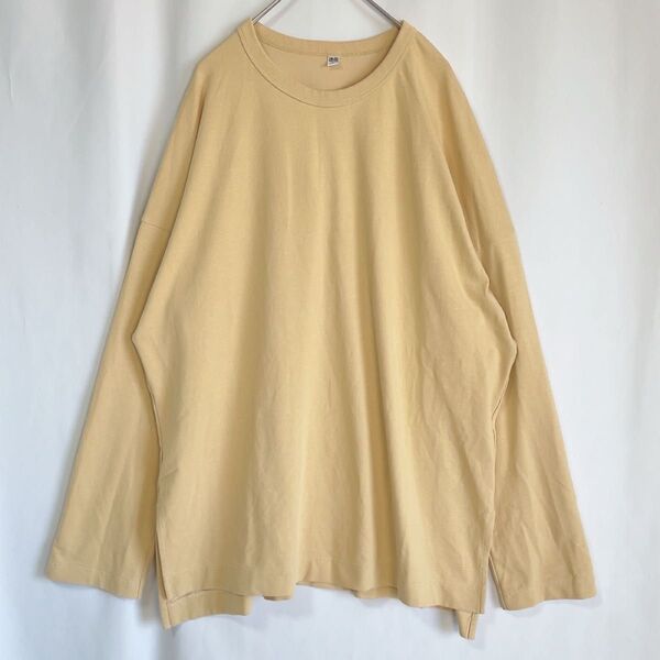 ユニクロ ロンT カットソー クルーネック XL サンドベージュ.2524