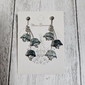 ハンドメイド イヤリング すずらん エメラルドグリーン