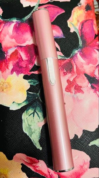中古 乾電池式フェイスシェーバー 電池付き