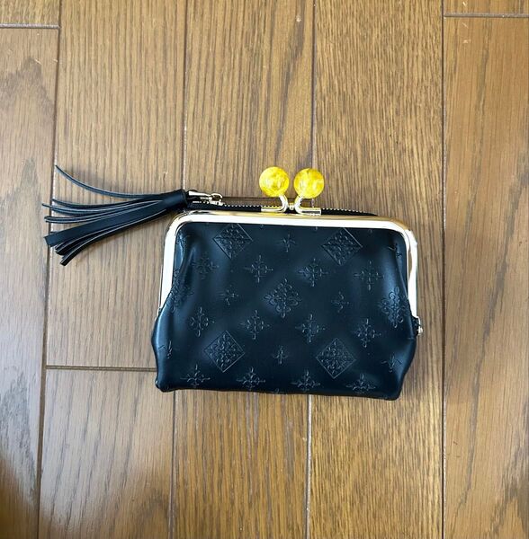 Daily russet 二つ折りがま口財布