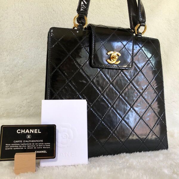 ★美品★ CHANEL マトラッセ エナメル ハンドバッグ ターンロック 黒