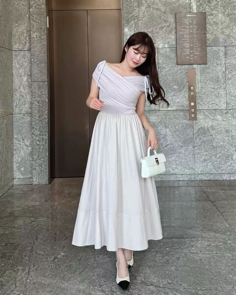【新品】herlipto Gathered Bicolor Dress