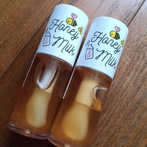 新品未使用★アピュ ハニー&ミルクリップオイル2本セット