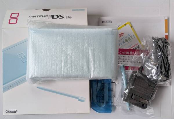DS Lite USG-001 本体 箱 説明書 タッチペン ACアダプタ USG-002 DSライト ゲームボーイアドバンス GBAコネクターカバー Nintendo Ice Blue