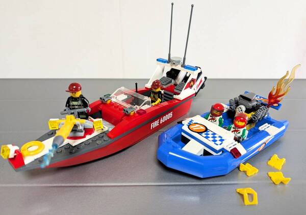 レゴ LEGO 60005 消防艇 ファイヤーボート シティ ミニフィグ 消防士 消防船 City Fire Boat フィギュア