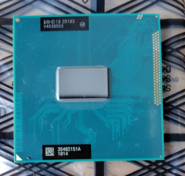 Intel Celeron プロセッサー 1005M 中古品