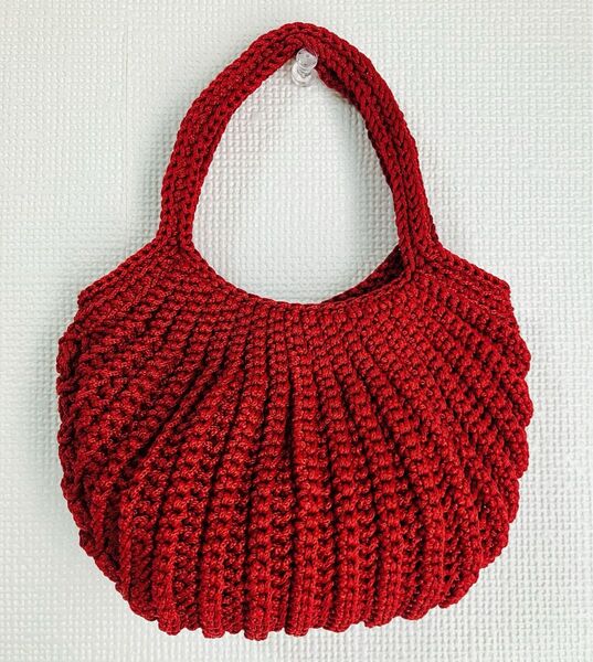 ハンドバッグ バッグ ハンドメイド マクラメヤーン 手編み かぎ編み 編み物 シェル 貝殻 赤 レディース