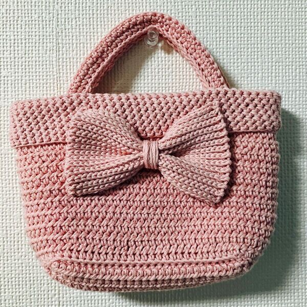 ハンドメイド ハンドバッグ バッグ リボン ピンク 手編み かぎ編み 編み物 可愛い 女の子 パステルカラー