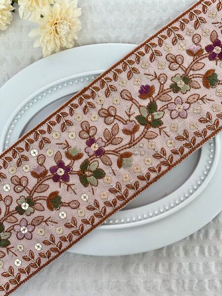 【169】インド刺繍リボン1m