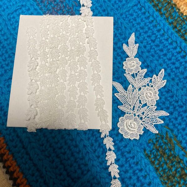 お花モチーフとリーフ柄刺繍レース ホワイト ハンドメイド材料