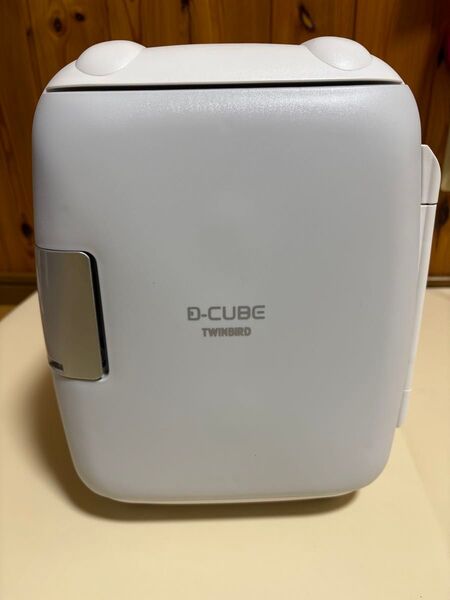 2電源式コンパクト電子保冷保温ボックス/D-CUBE/HR-DB06