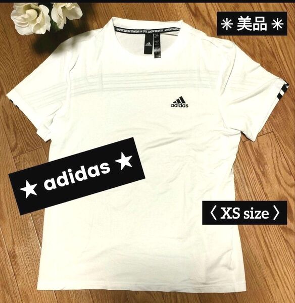 ☆ adidas 半袖Tシャツ バックにスリーラインデザイン〈 XS size 〉