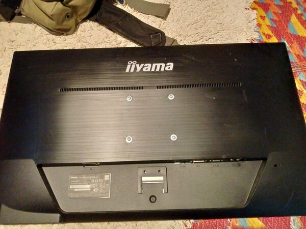 iiyama PROLITE XHS 3291スタンド無し 本体のみ