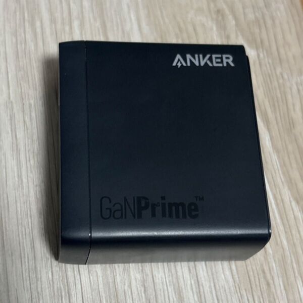 Anker 747 Charger (GaNPrime 150W) (USB PD 充電器 USB-A & USB-C 4ポート)