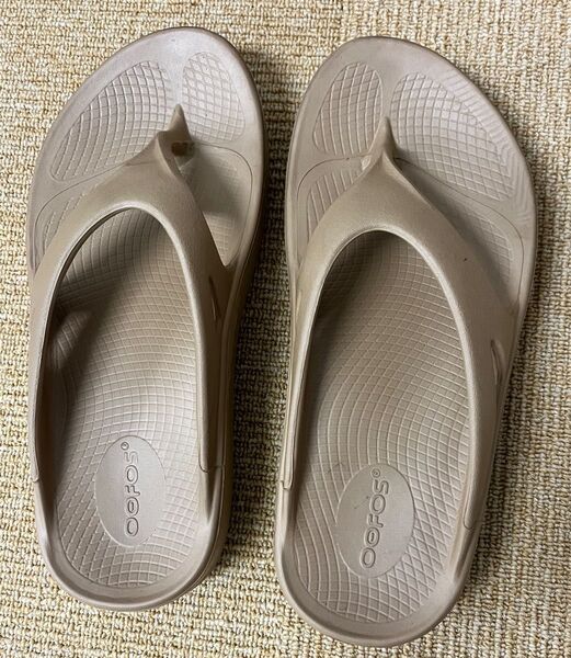 ウーフォス OOFOS サンダル 24センチ