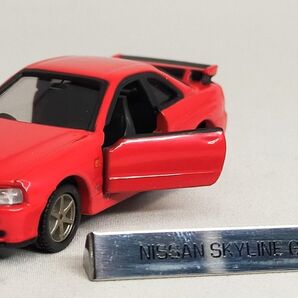 ★【 車名入 メタルプレート付 !】 ドア 開閉可能 ★ トミカ リミテッド ニッサン スカイライン GT-R R34 レッド 赤