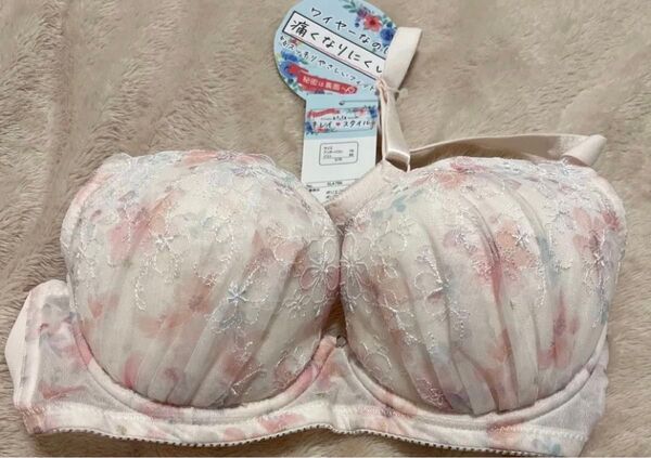 キレイスタイル ブラジャー 未使用タグ付