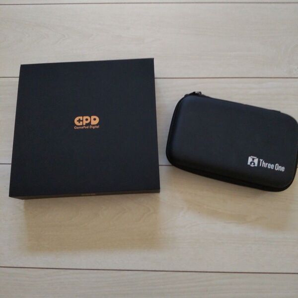 超美品★GPD win2 箱、説明書、メモリー、ストラップ、ケース付き♪本体無し