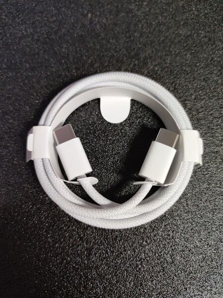 Apple編み込み式USB-C充電ケーブル(1m)60w型番:A2795 (MQKJ3FEA相当)
