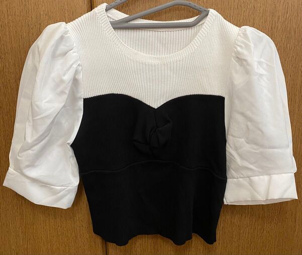 SHEIN コントラストパネルサイド パフスリーブ ニットトップス 半袖 ブラック&ホワイト ショート丈
