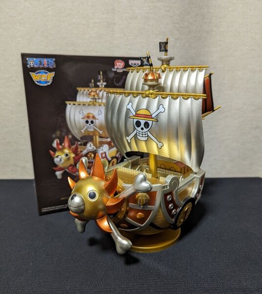 ワンピース サニー号 海外限定 正規ライセンス品 ゴールド メガワールドコレクタブル ワーコレ