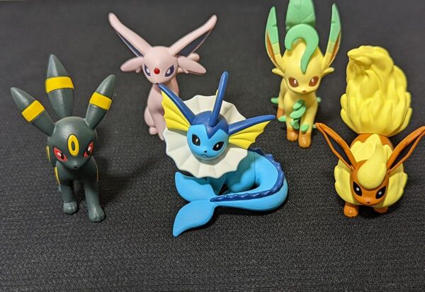 ポケモン フィギュア モンコレ ブイズ ブラッキー シャワーズ ブースター エーフィ リーフィア