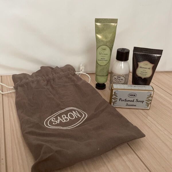 SABON セット ボディミルク フットクリーム 化粧石鹸 シャワーオイル