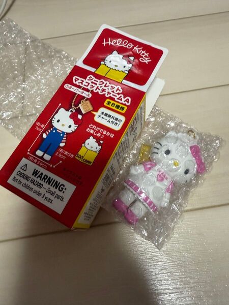★未使用 ハローキティ ハローキティ展 シークレットマスコットチャーム サンリオ ストラップ