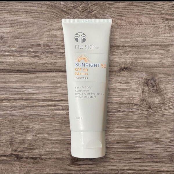 ニュースキン サンライト50 SPF50・PA++++ NUSKIN 全身用 日焼け止め クリーム